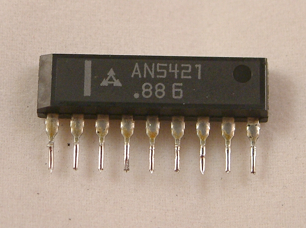 AN5421
TV Synchronizing Signal Detection Circuit

Features:
� Incorporating signal detecting circuit operations highly stable against changes in supply voltage and temperature
� Highly stable signal separation circuit resistant to noise