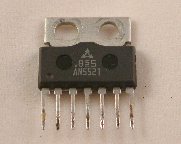AN5521
TV Vertical Deflection Output Circuit

Features:
� Low power consumption, direct deflection coil driving capability
 (Flyback voltage two times as high as supply voltage is supplied during flyback period only)
� High breakdown voltage: 60 V
