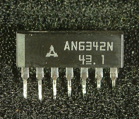 AN6342N
VTR Reference Frequency Divider

Features:
� The functions consist of:
  3.58 MHz, 4.43 MHz crystal oscillation
  Frequency divider circuit
� Divider ratio changeable either for NTSC system or PAL system
� Divider output frequeney
  NTSC system 59.9 Hz (3.58 MHz)
  PAL system 50.0 Hz (4.43 MHz)
� Supply voltage either 9 V or 12 V