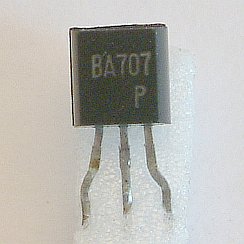 BA707 Low Voltage Regulators

The BA704 and BA707 are threeterminal
voltage regulators specifically
designed for low supply voltages. The
BA704 has a rated output voltage of 2.65V,
and the BA707 3.3 V.
With special design consideration for
input/output and temperature characteristics,
the devices have applications in
cameras, reference voltage supply for
instrumentation equipment, and other
low supply voltage circuits operating
under harsh environmental conditions.

Features
1. Wide input voltage range.
2. Excellent line regulation.
3. Excellent load regulation.
4. Excellent temperature stability.
5. Requires no external components.
6. In a compact TO-92 package.

Applications
Reference voltage supply for cameras,
instrumentation equipment, etc.