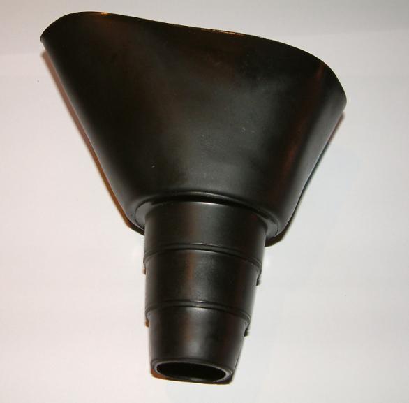 Gummi-Dichtungsmanschette f�r Antennenmaste
- l��t sich durch Abschneiden
  des sich stufenartig vergr��erenden Schafts
  an versch. Mastdurchmesser anpassen.